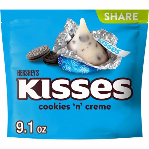 HERSHEY'S KISSES Cookies 'n' Creme Candy Share Pack