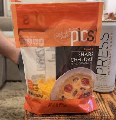 Price Chopper Cheddar Yellow Sharp Shredded 8 oz