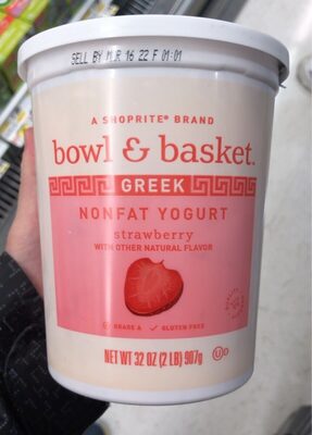 Bowl & Basket Strawberry Non Fat Greek Yogurt 32