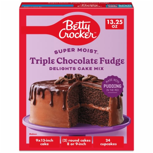 Betty Crocker™ Delights Super Moist™ Triple Chocolate Fudge Cake Mix