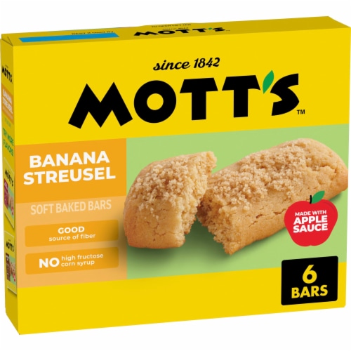 Mott’s™ Banana Streusel Soft Baked Bars