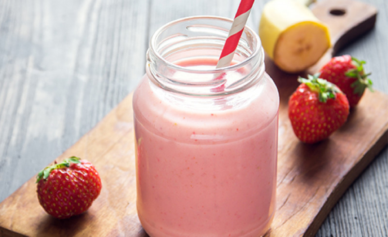 Strawberry and Banana Fruit Smoothie