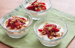 Crunchy Berry Parfait