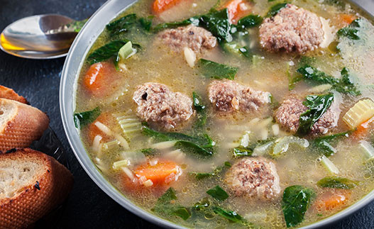 Sopa de Albóndigas