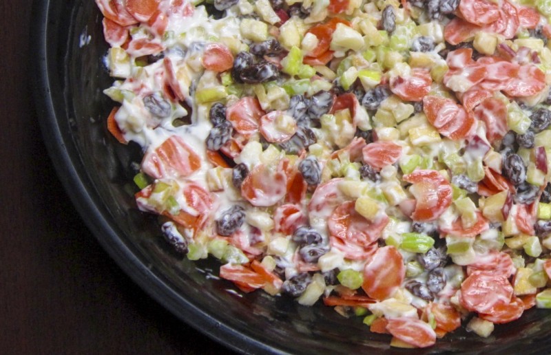 Ensalada de Manzana con Aderezo de Yogur Dulce y Ácido