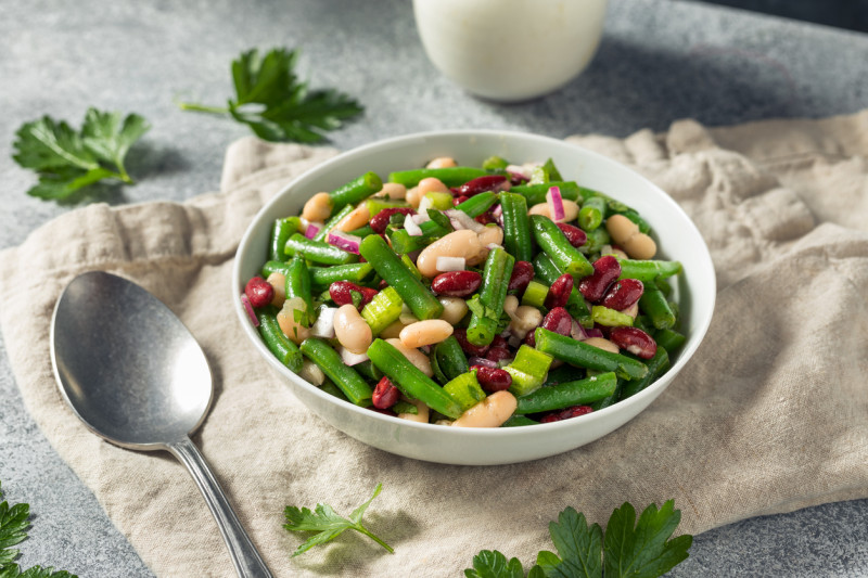 Ensalada de Tres Frijoles Marinada