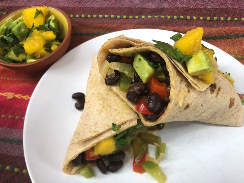 Wrap de Verduras y Frijoles